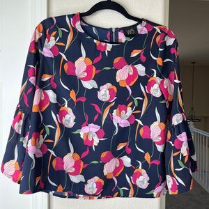 W5 Women’s Blouse 3/4 Bell Sleeve Round Neck Pullover Navy Pink Floral, S #449
